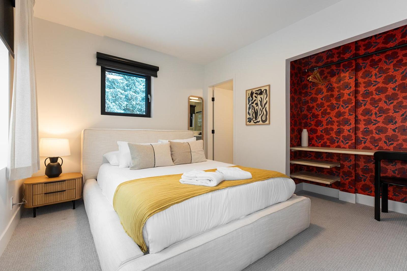 Tally Ho By Revelstoke Vacations Esterno foto